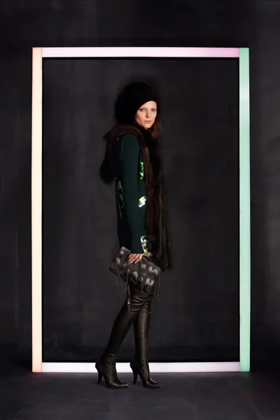 Look 17